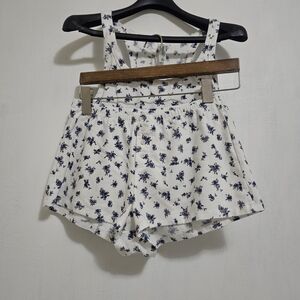 NWT Floral Print Super Soft Sleepwear Set Sz. S White and Blue